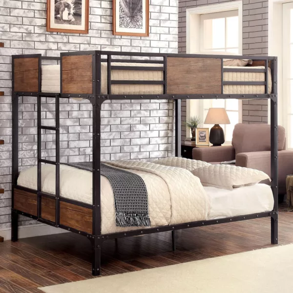 Кровать в стиле лофт из натурального дерева и металла - идеальный выбор для вашей спальни!