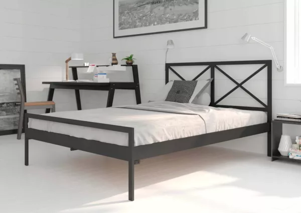 Кровать в стиле лофт из натуральных материалов для уюта и комфорта в спальне